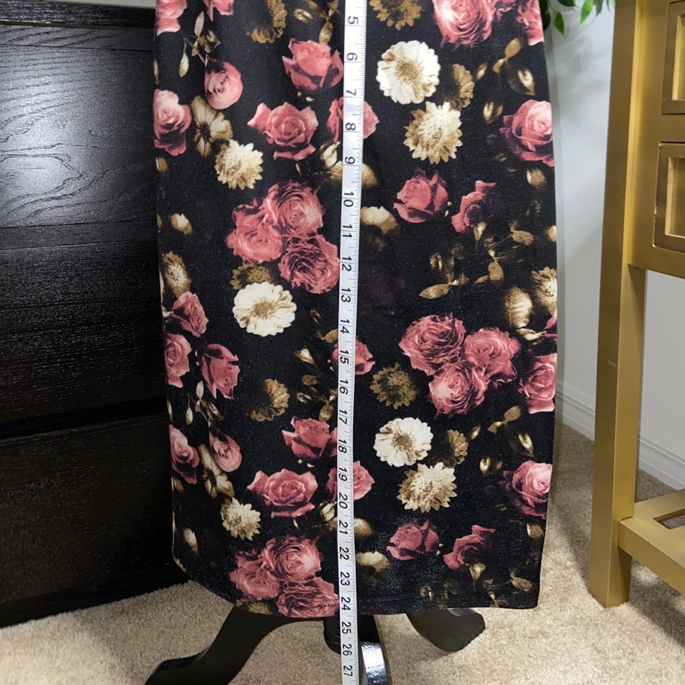 Black Skirt with Floral Print - Picture 2 of 4